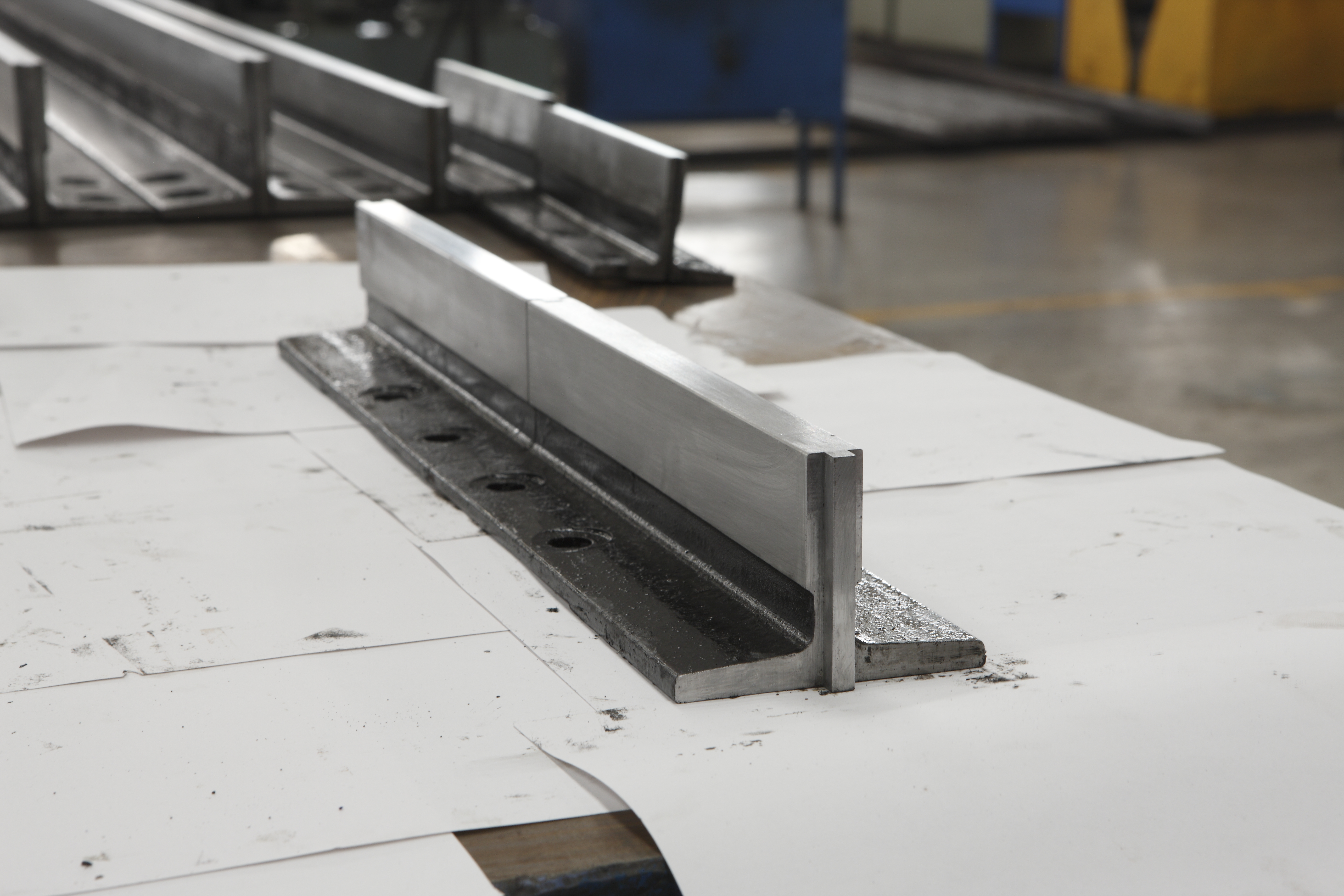 塞維拉（特級）導(dǎo)軌